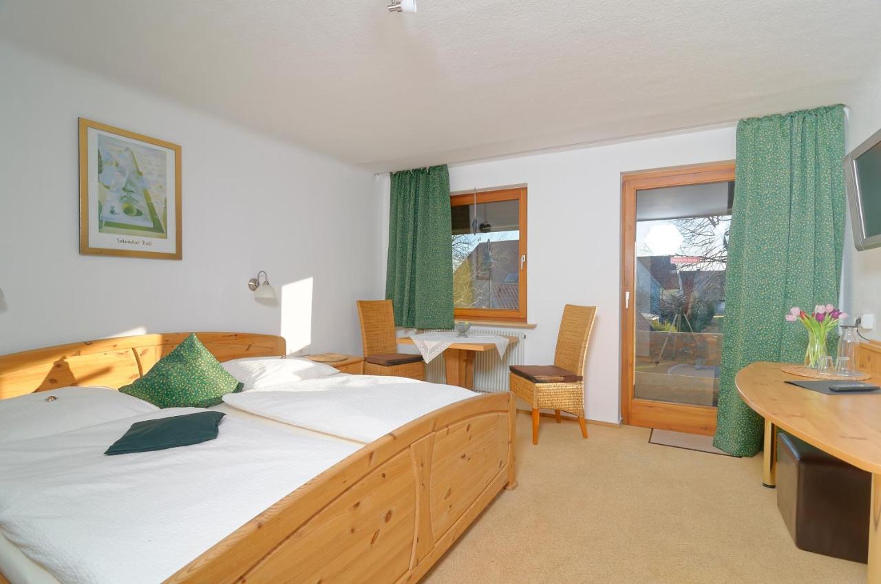 Kraeuterhex' Reutin Hotell Alpirsbach Rom bilde